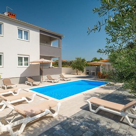 Apartments Medulin 2217 Экстерьер фото