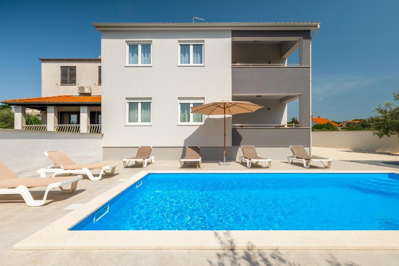 Apartments Medulin 2217 Экстерьер фото